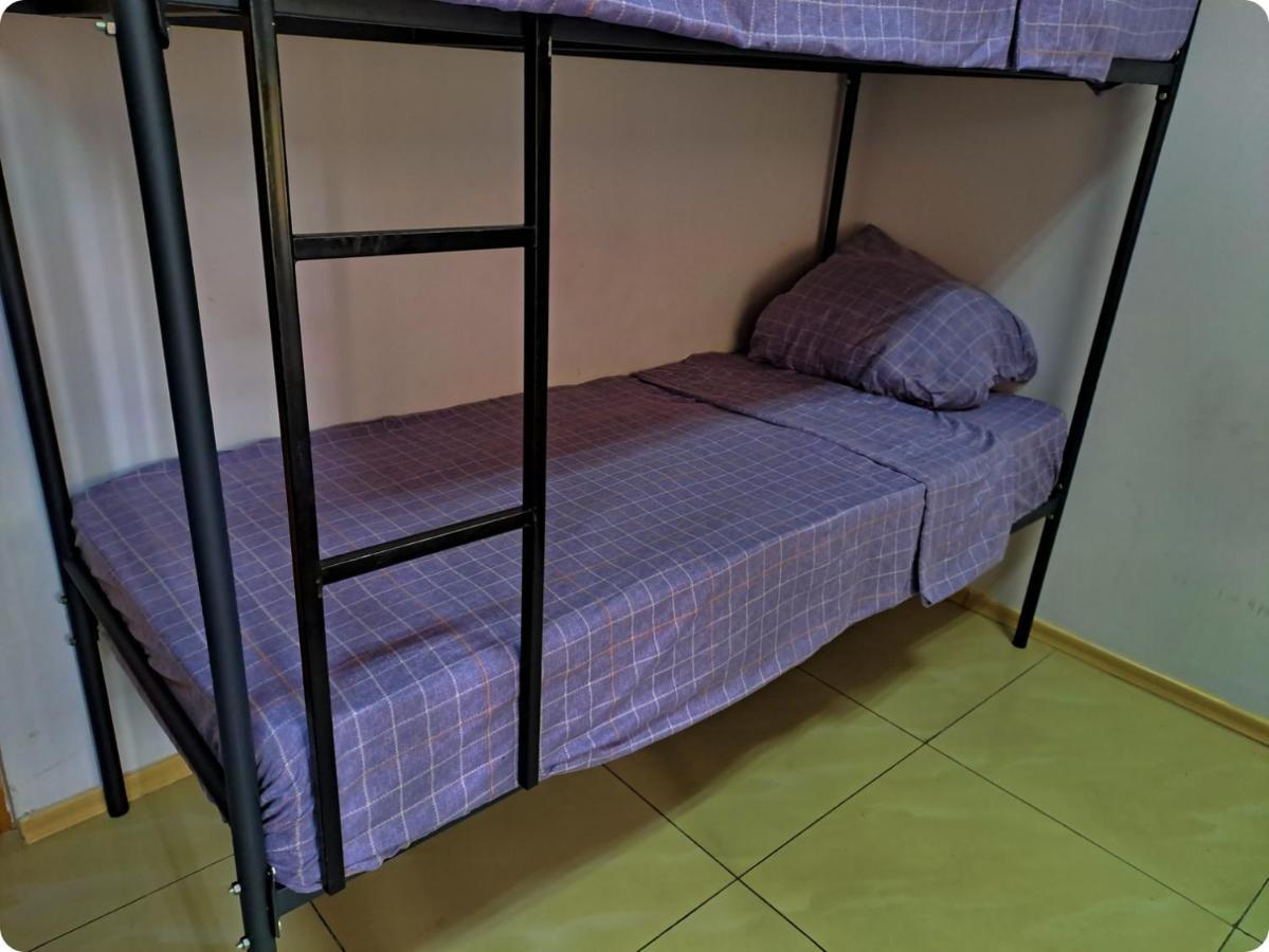 Fox Park Hostel Almaty Ngoại thất bức ảnh