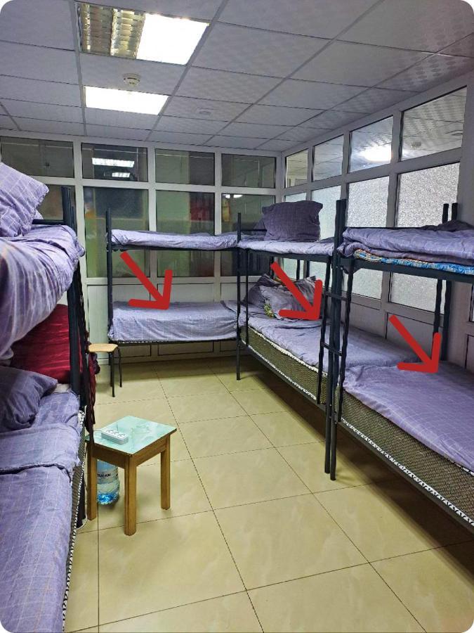 Fox Park Hostel Almaty Ngoại thất bức ảnh