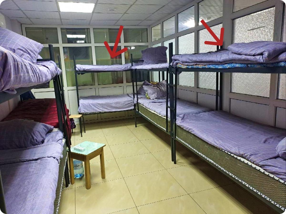 Fox Park Hostel Almaty Ngoại thất bức ảnh